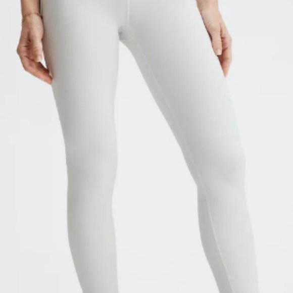 Fabletics Define PowerHold® High-Waisted 7/8 Legging - Picture 4 of 4